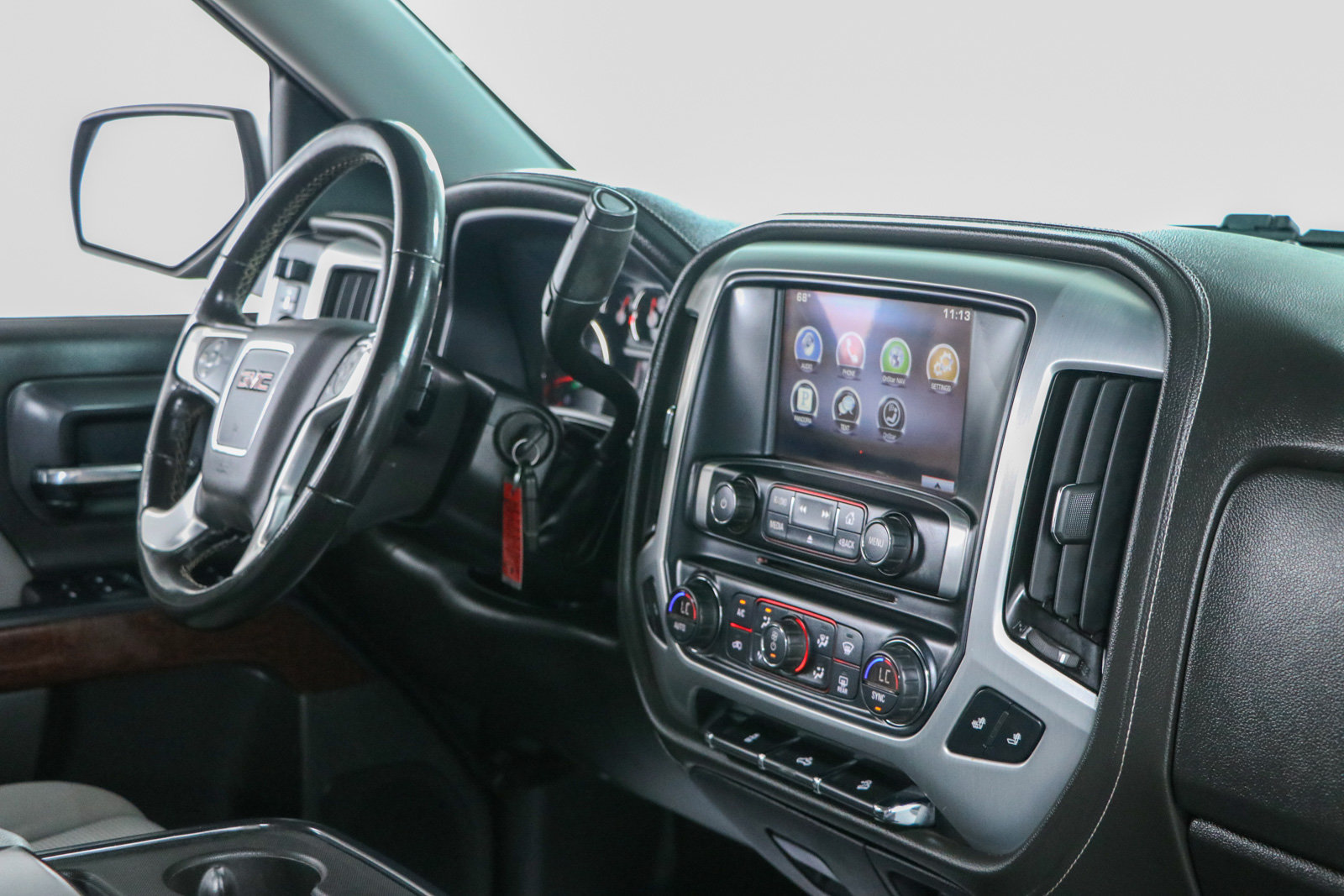 Used 2015 GMC Sierra 1500 SLE w/ SLE Value Package AWD/4WD image 28