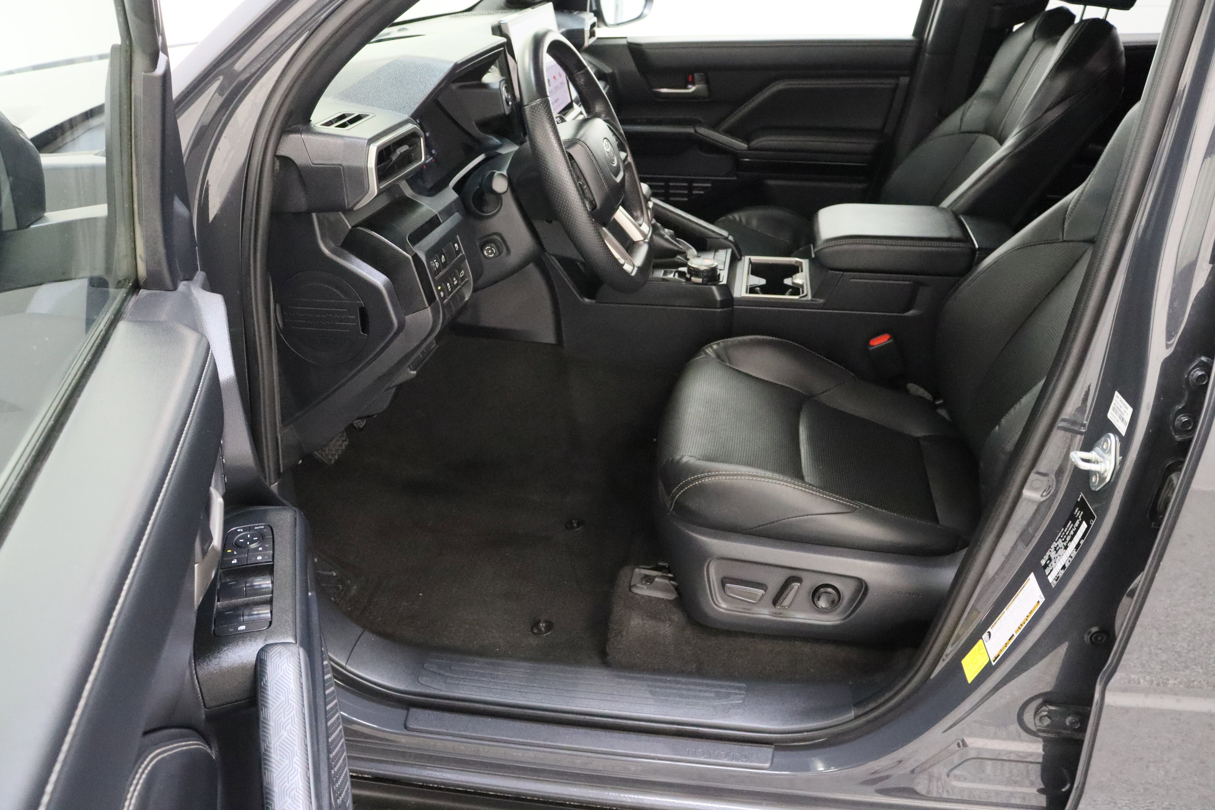 Certified 2025 Toyota 4Runner Limited image 14