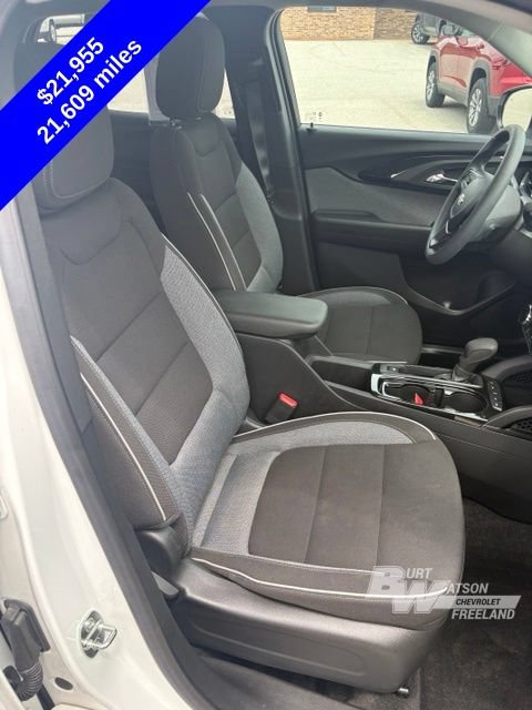 Used 2023 Chevrolet TrailBlazer LT w/ Convenience Package AWD/4WD image 29