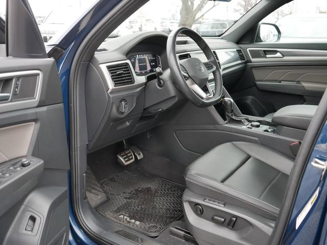 Certified 2023 Volkswagen Atlas Cross Sport SEL R-Line image 12