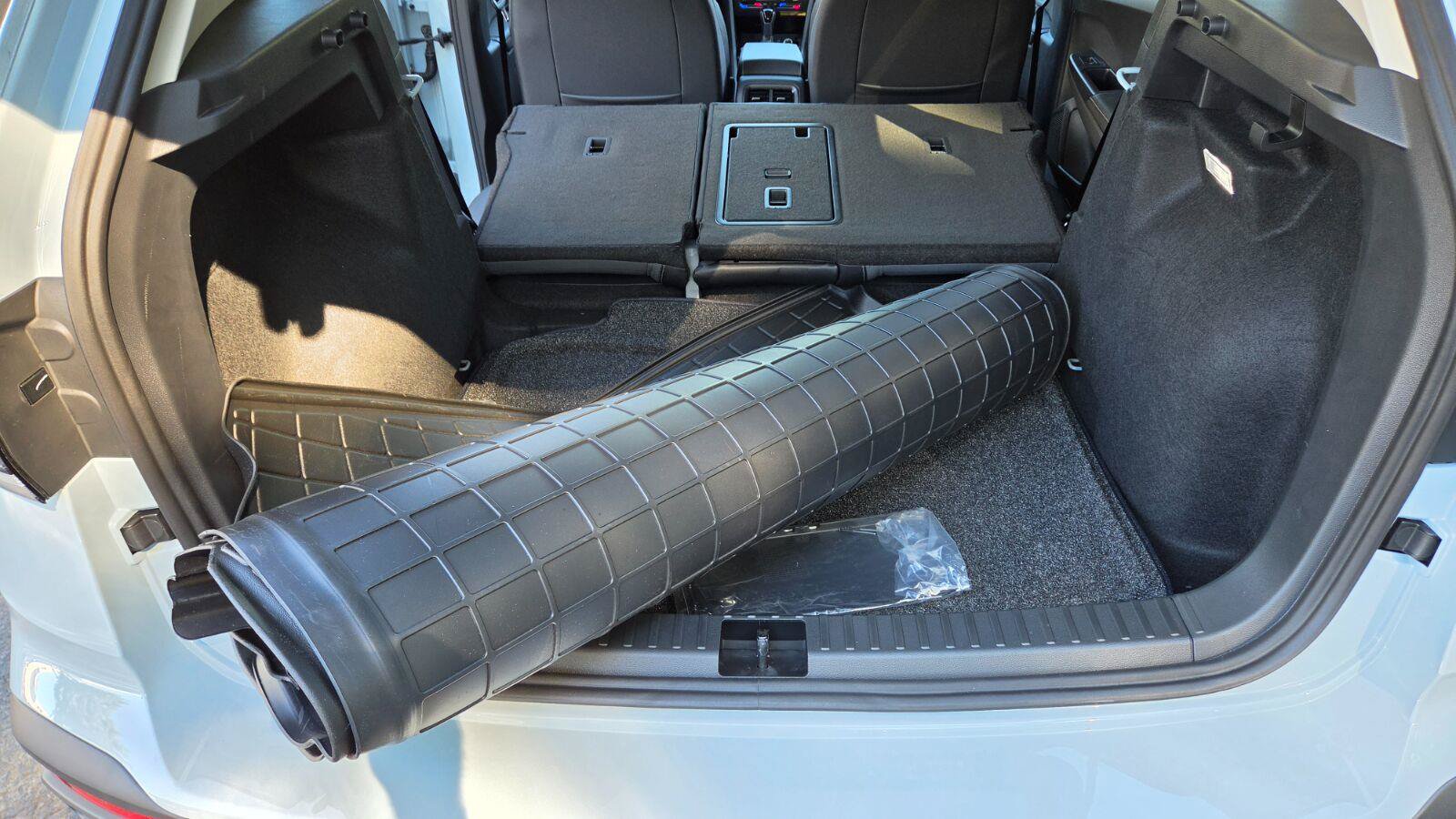 New 2027 Volkswagen Taos SE FWD image 43