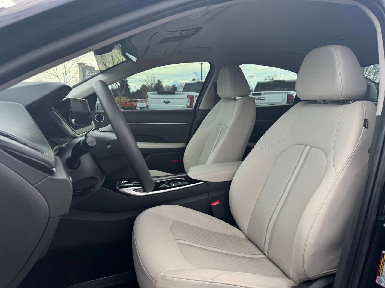 Used 2023 Hyundai Sonata SEL image 12