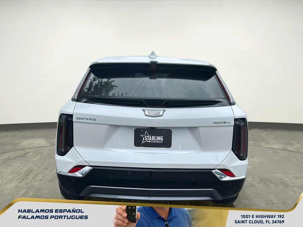 Used 2025 Cadillac Optiq Luxury 2 w/ LPO, Floor Liner Package AWD/4WD image 5