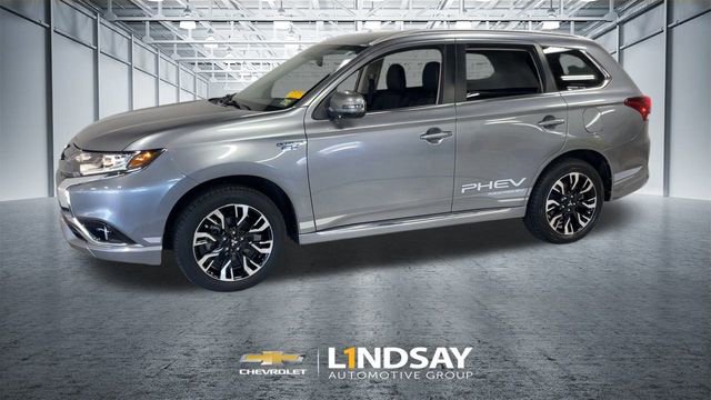 Used 2018 Mitsubishi Outlander SEL image 6