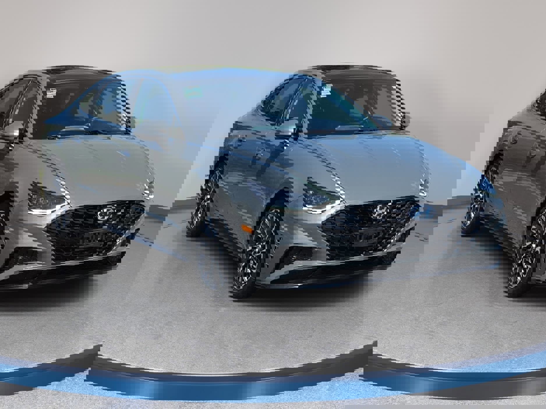 Used 2023 Hyundai Sonata Limited w/ Cargo Package image 3