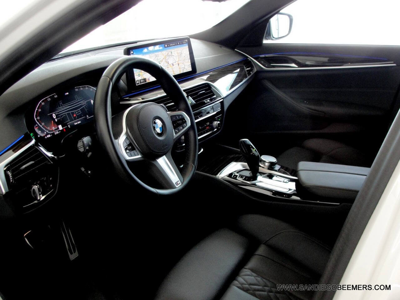 Used 2023 BMW 540i w/ M Sport Package RWD image 29