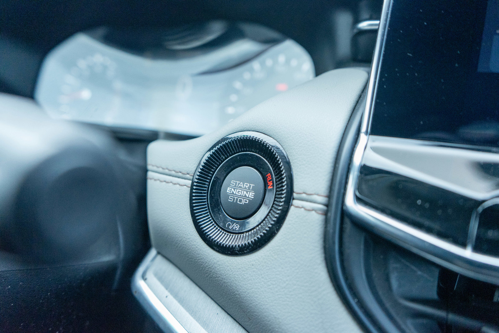 Used 2024 Jeep Compass Limited image 21