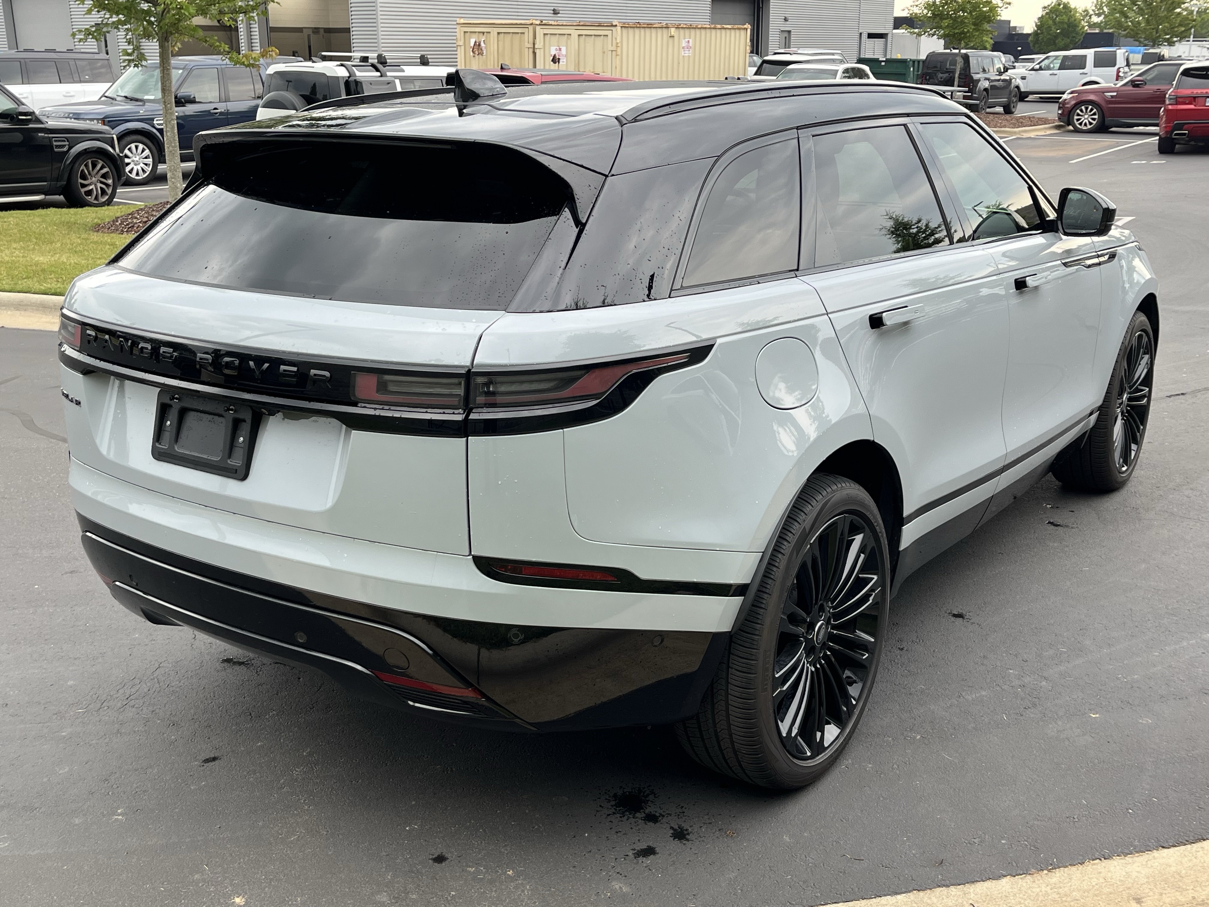 Used 2025 Land Rover Range Rover Velar Dynamic SE AWD/4WD image 7