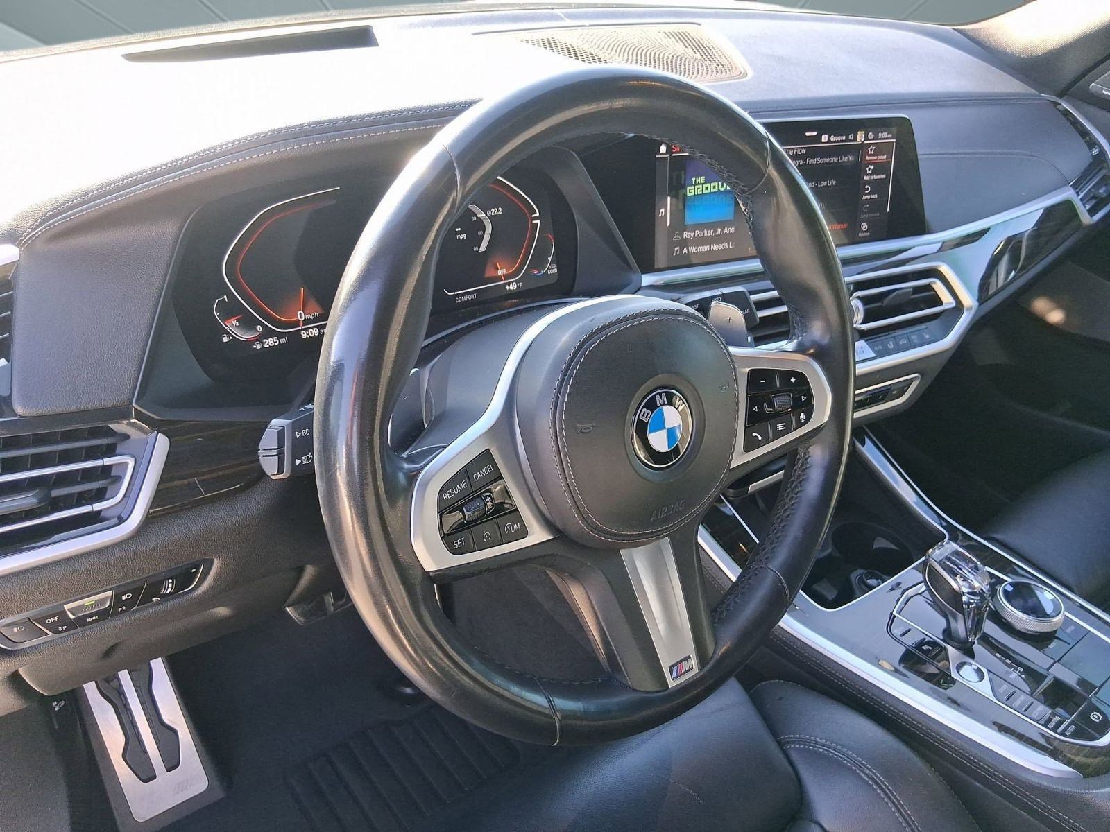 Used 2021 BMW X5 sDrive40i w/ M Sport Package image 4