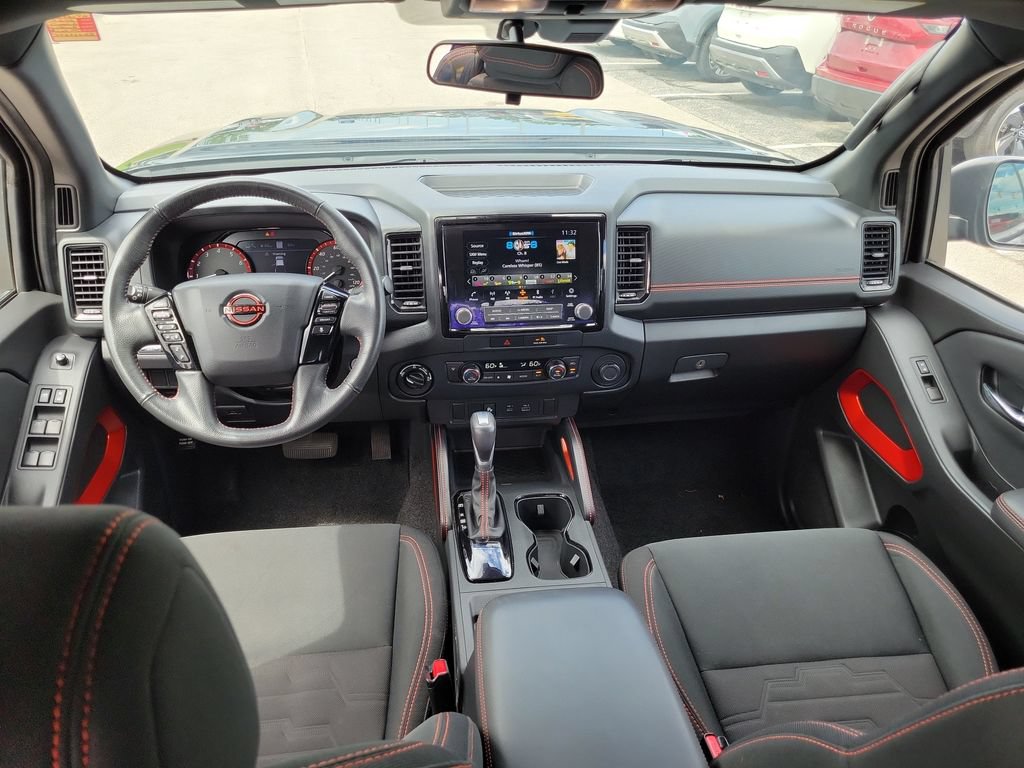 Used 2022 Nissan Frontier PRO-4X w/ Technology Package AWD/4WD image 28