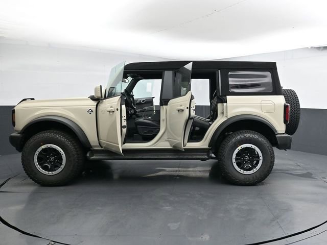New 2025 Ford Bronco Outer Banks w/ Sasquatch Package image 32