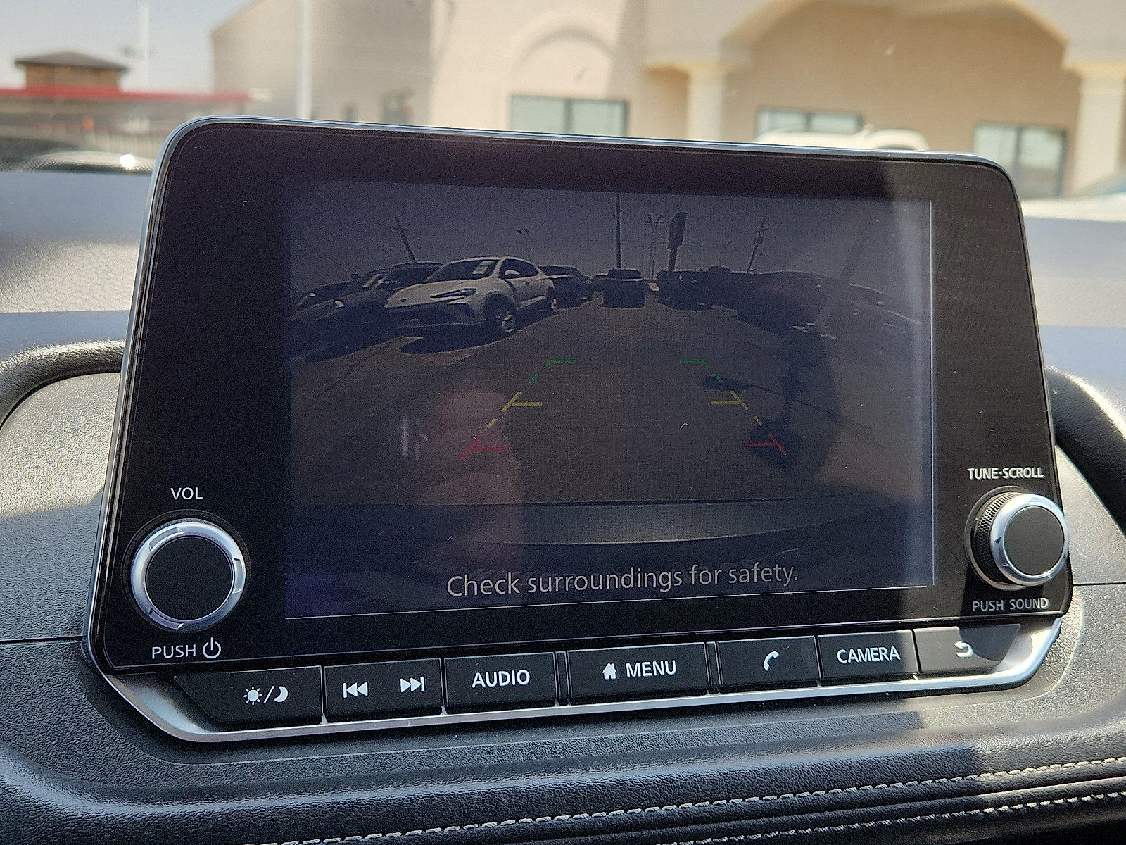 Used 2024 Nissan Rogue SV image 12