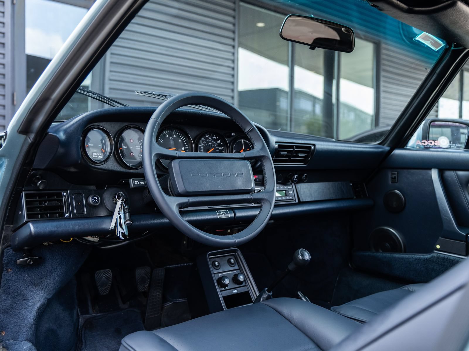 Used 1988 Porsche 911 Carrera RWD image 4