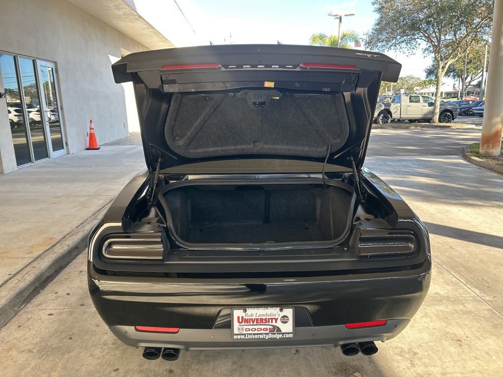 Used 2015 Dodge Challenger SRT Hellcat image 32