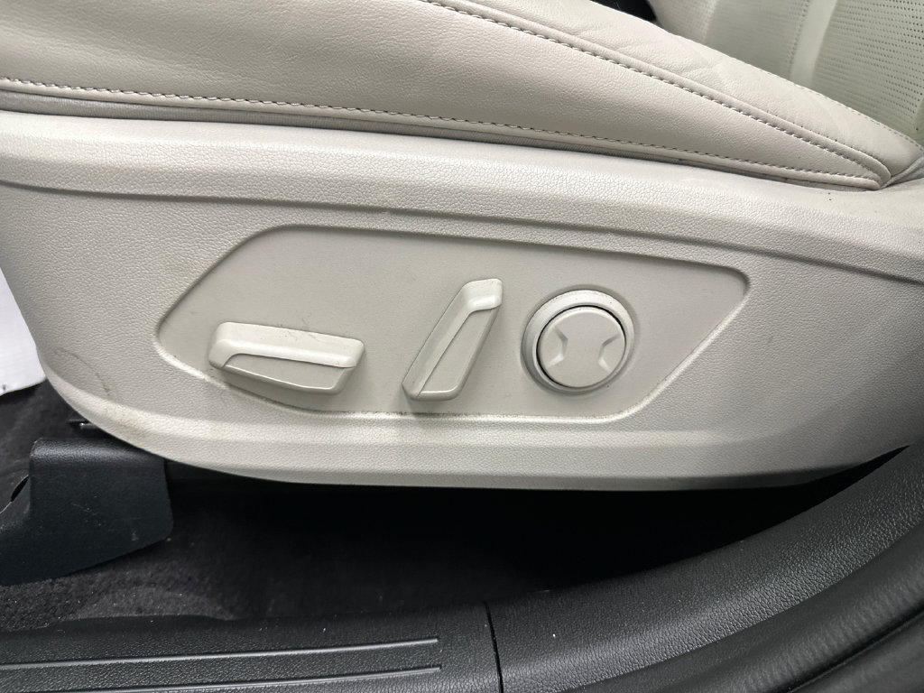Used 2025 Kia Sorento EX FWD image 10