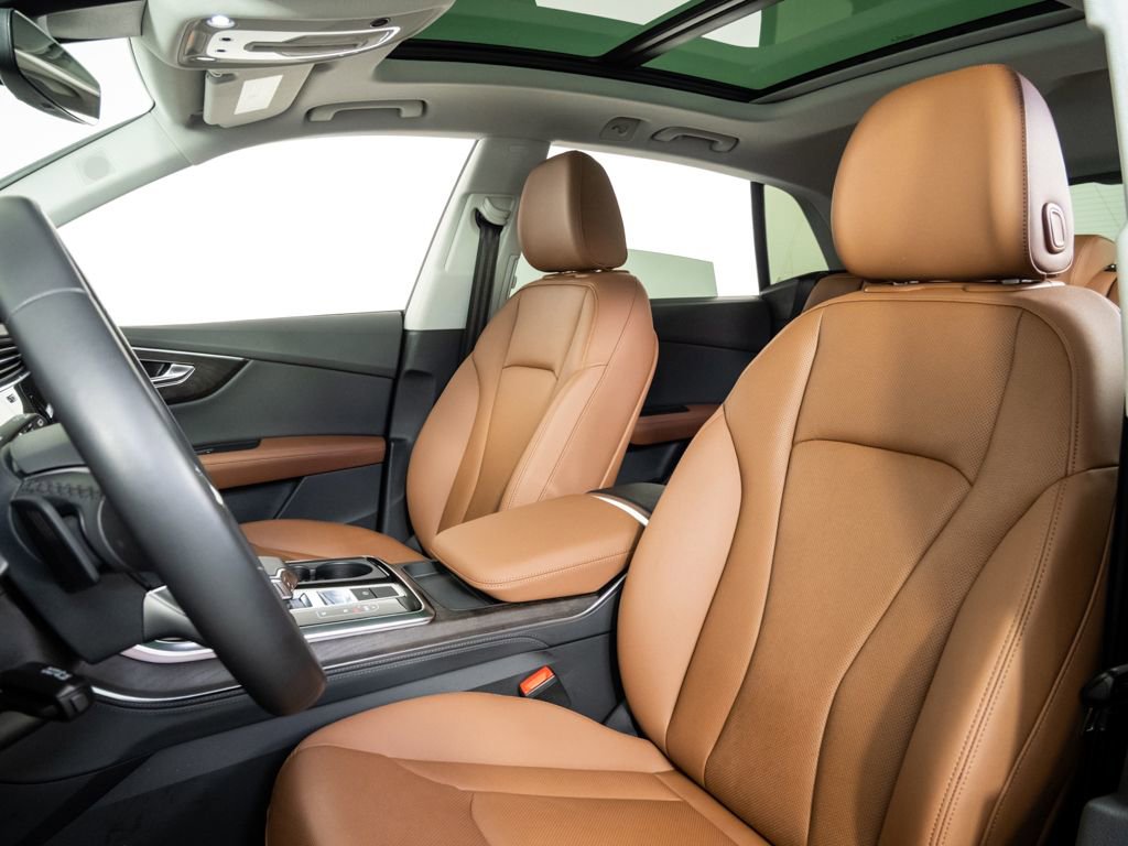 Used 2022 Audi Q8 Premium Plus w/ Premium Plus Package image 5