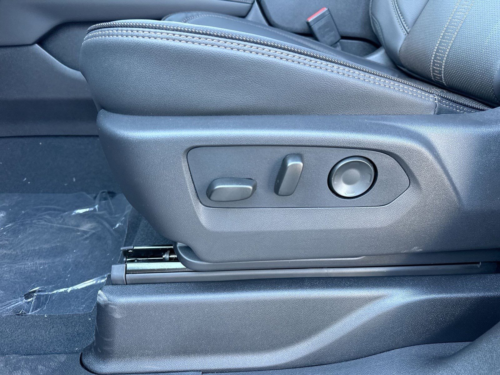 New 2026 Chevrolet Tahoe High Country image 14