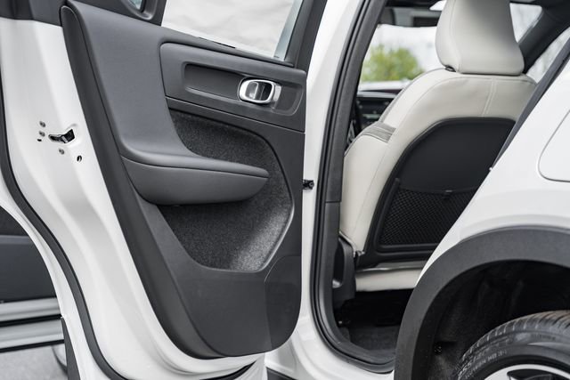 New 2026 Volvo EX40 Plus w/ Climate Package image 36