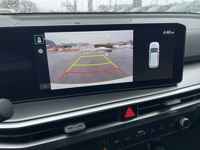 Used 2025 Kia Sorento S image 14