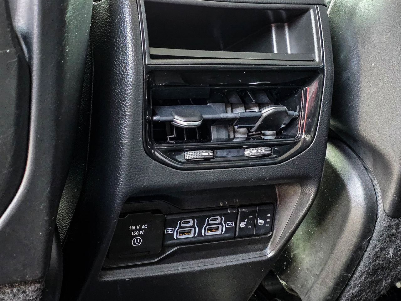 Used 2022 Jeep Grand Cherokee Limited image 35