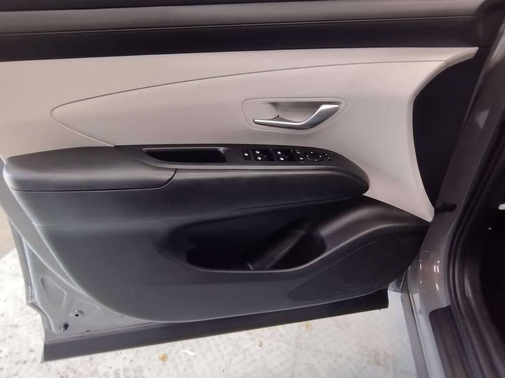Certified 2025 Hyundai Tucson SEL AWD/4WD image 21