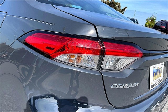 Used 2023 Toyota Corolla LE image 23