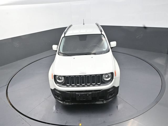 Used 2017 Jeep Renegade Latitude AWD/4WD image 24
