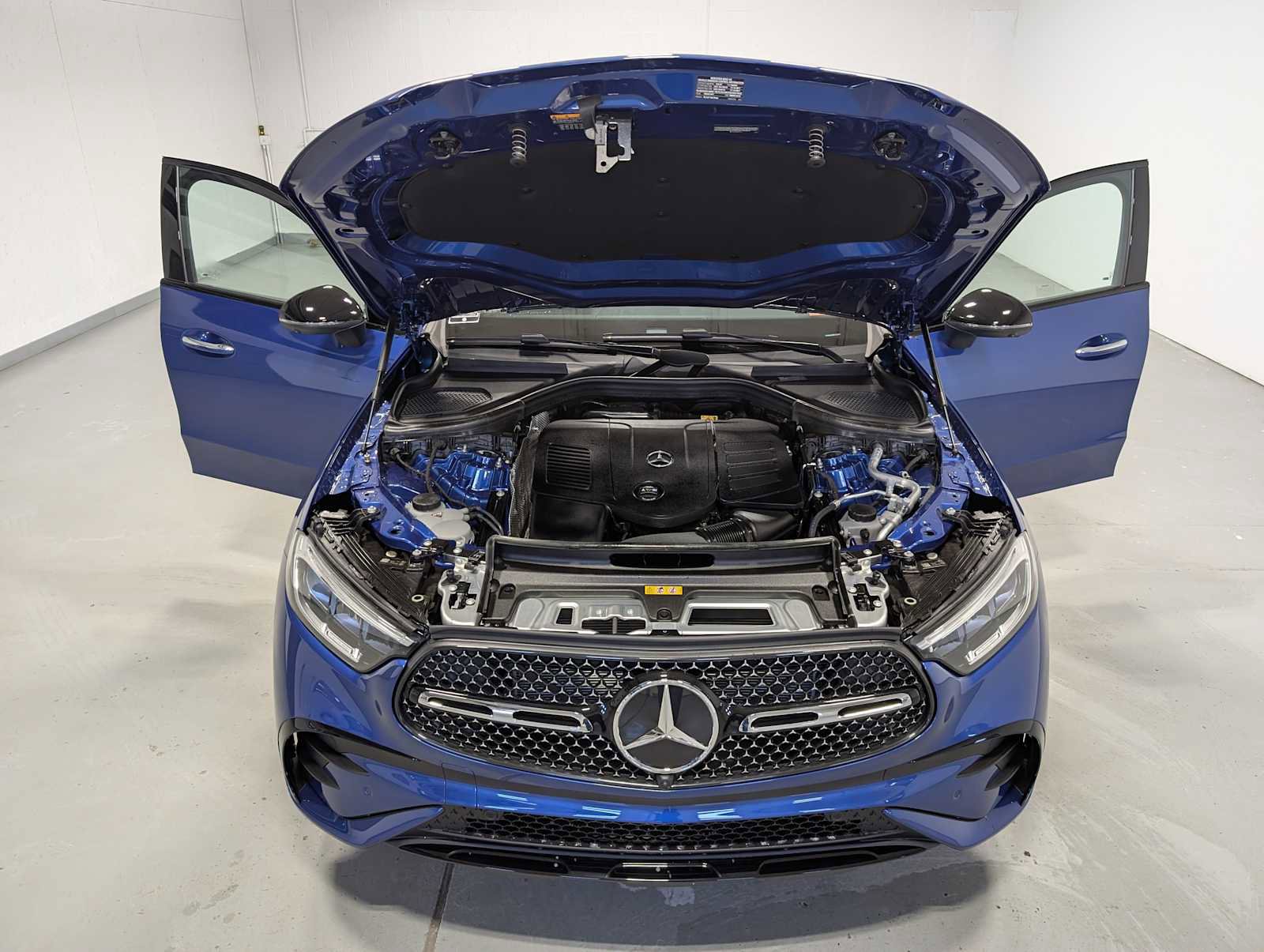 New 2026 Mercedes-Benz GLC 300 GLC 300 image 11