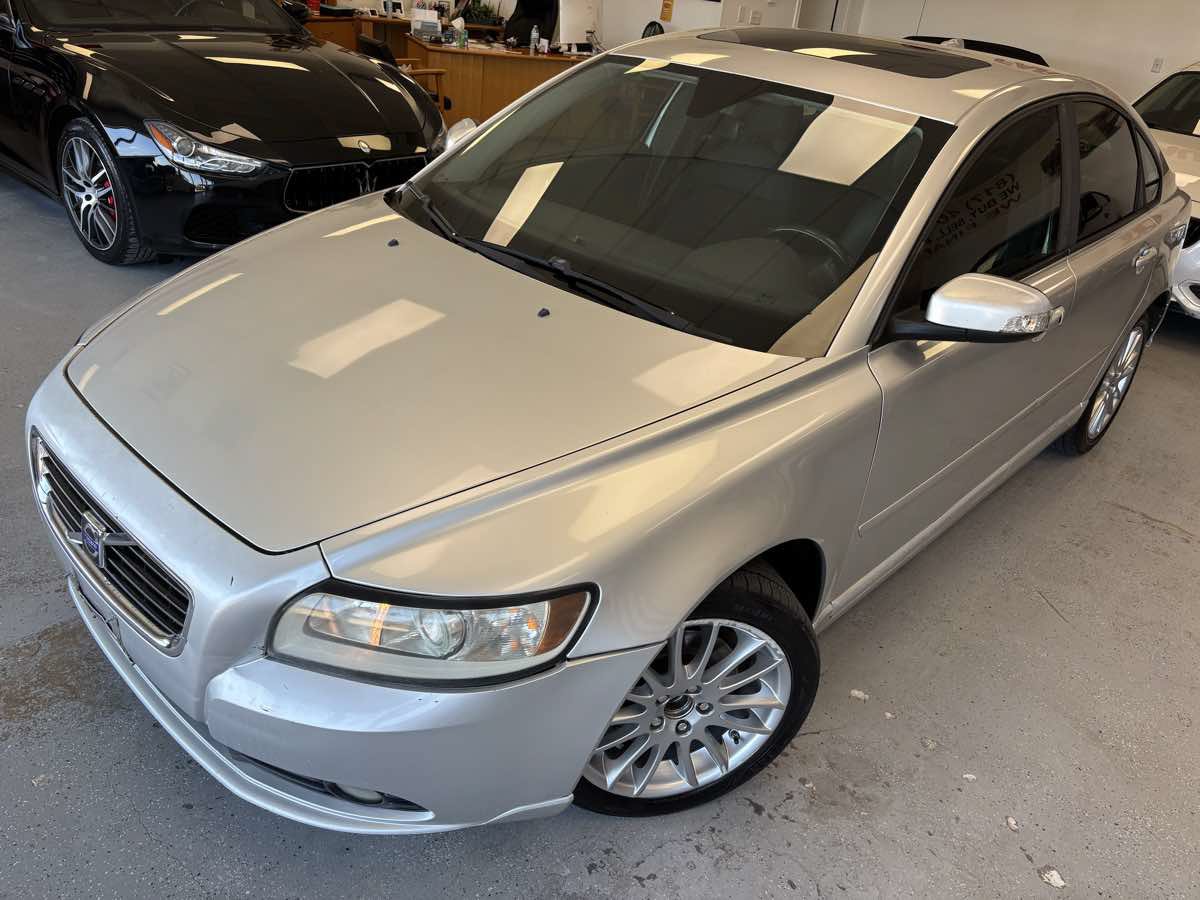 Used 2010 Volvo S40 2.4i FWD image 6
