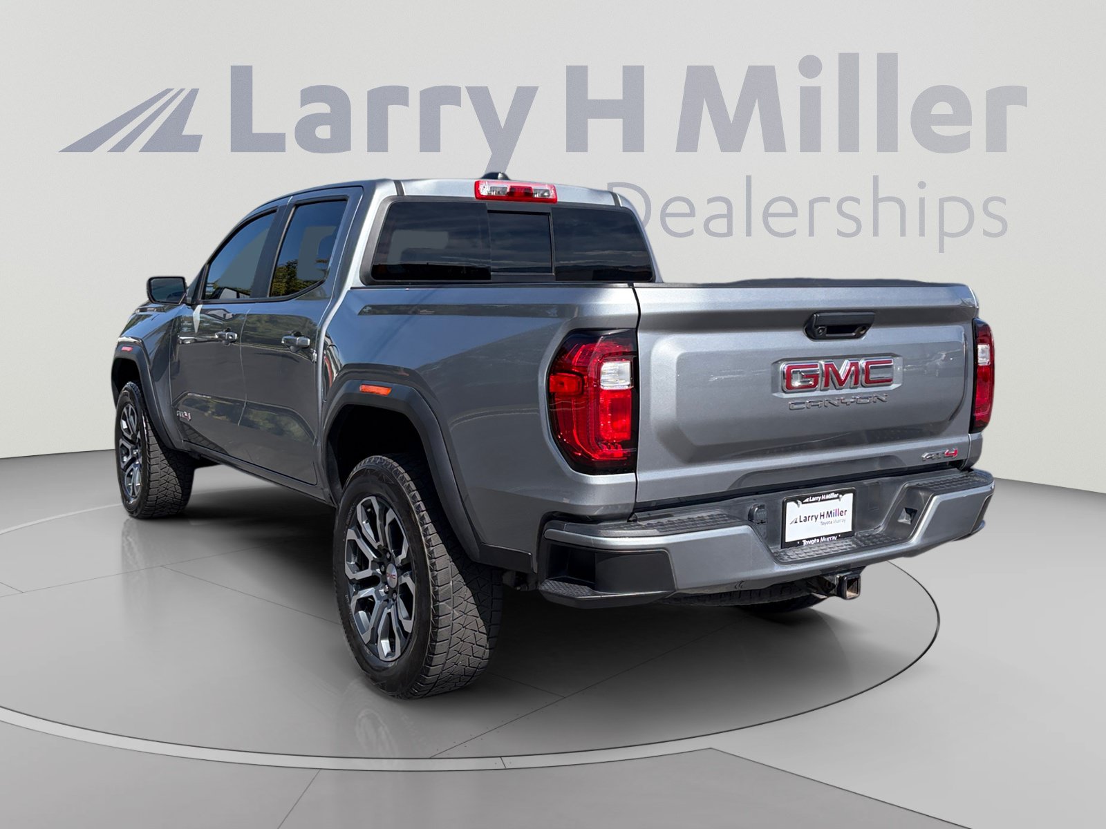 Used 2023 GMC Canyon AT4 w/ LPO, Skid Plate Package AWD/4WD image 3