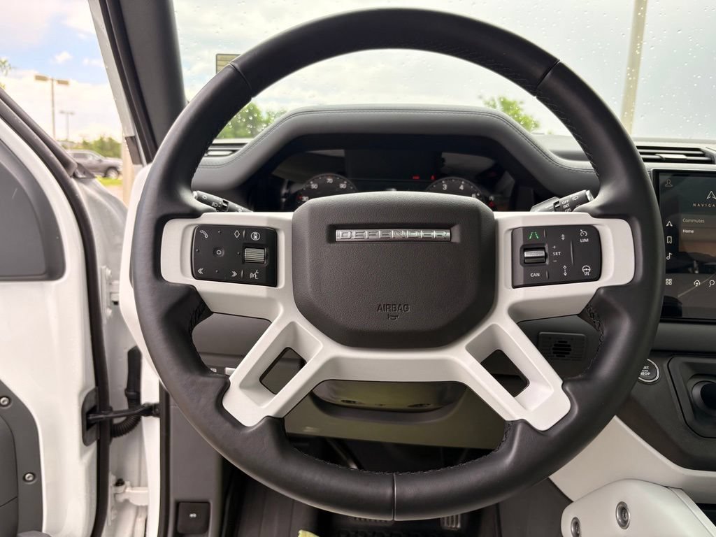 Used 2025 Land Rover Defender 110 S AWD/4WD image 21