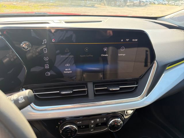 New 2026 Chevrolet Trax LT FWD image 27