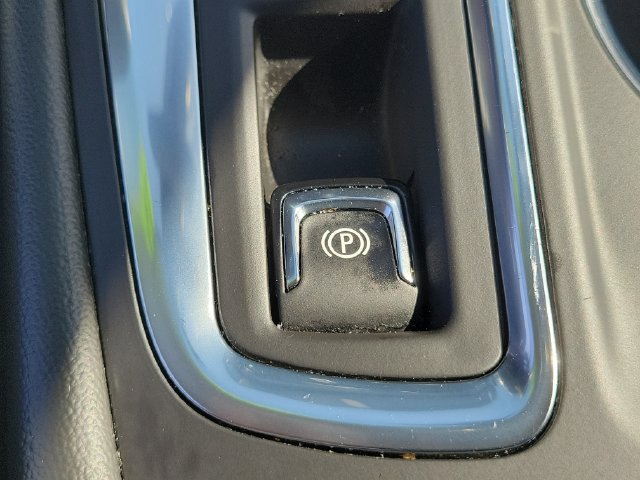 Used 2024 Chevrolet Equinox LS FWD image 31