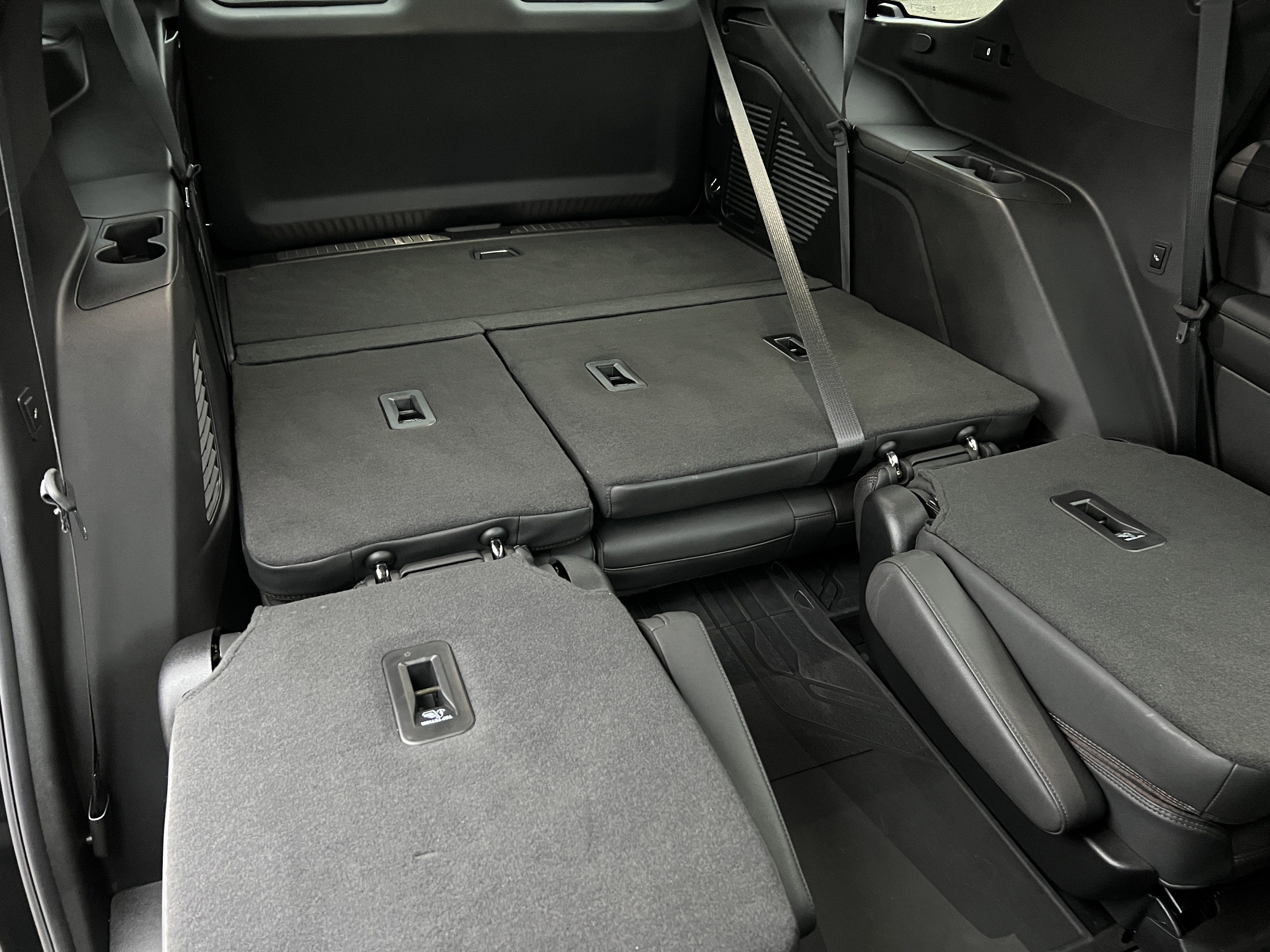 Used 2024 Chevrolet Tahoe High Country image 23