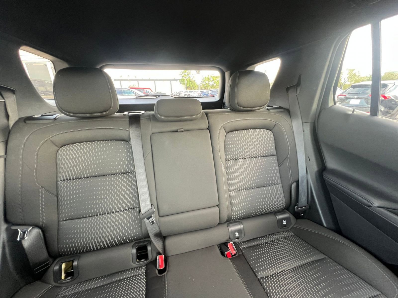 Used 2025 Chevrolet Equinox LT image 37