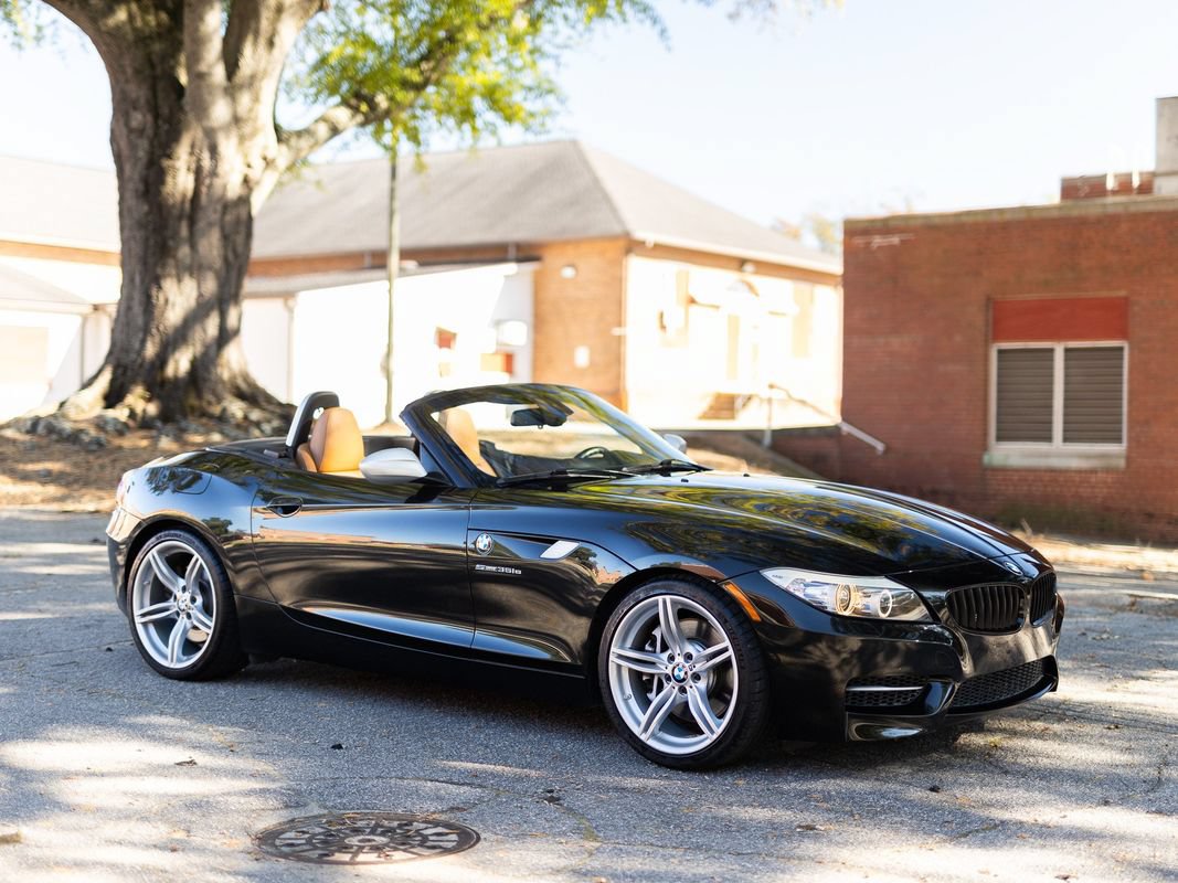 Used 2011 BMW Z4 sDrive35is RWD image 6