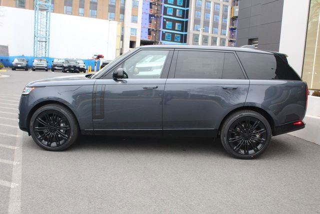 New 2026 Land Rover Range Rover Long Wheelbase SE image 6