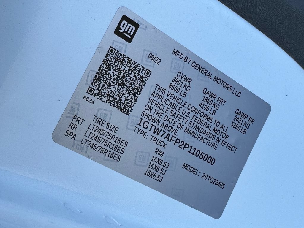 Used 2023 GMC Savana 2500 w/ Driver Convenience Package RWD image 34