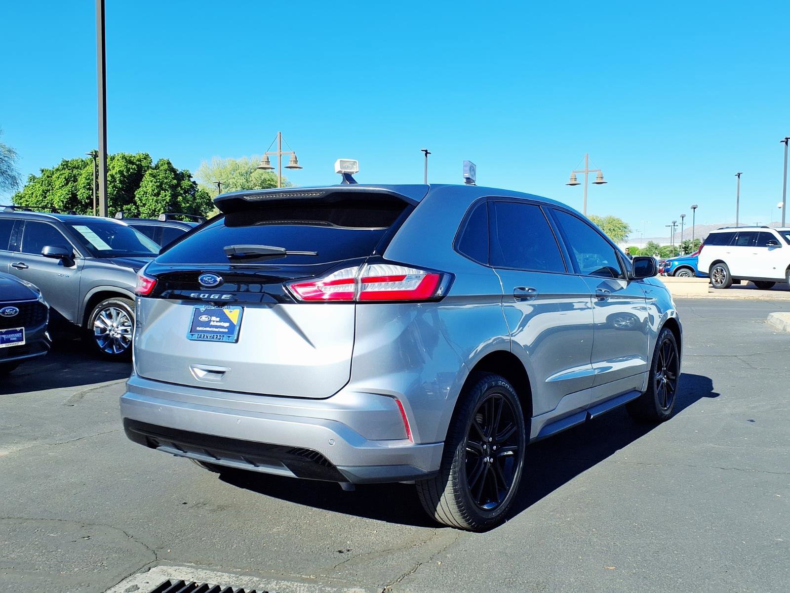 Certified 2023 Ford Edge ST-Line image 6