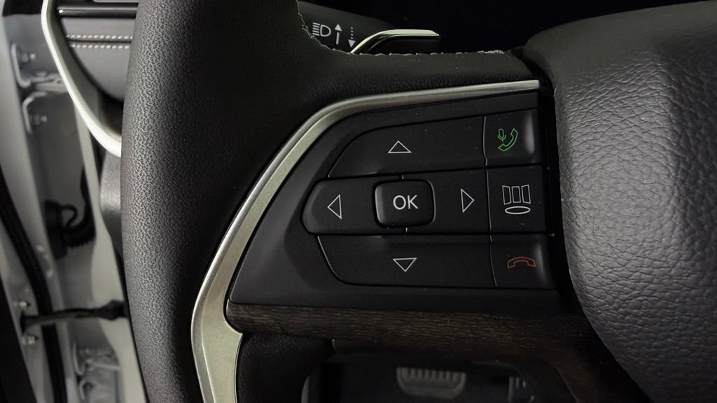 New 2026 Jeep Grand Cherokee Limited AWD/4WD image 17