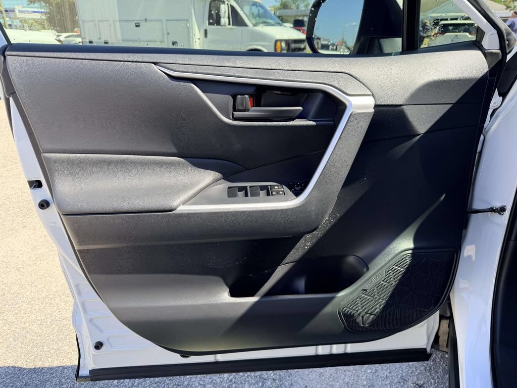 Certified 2021 Toyota RAV4 SE w/ Weather & Moonroof Package AWD/4WD image 17