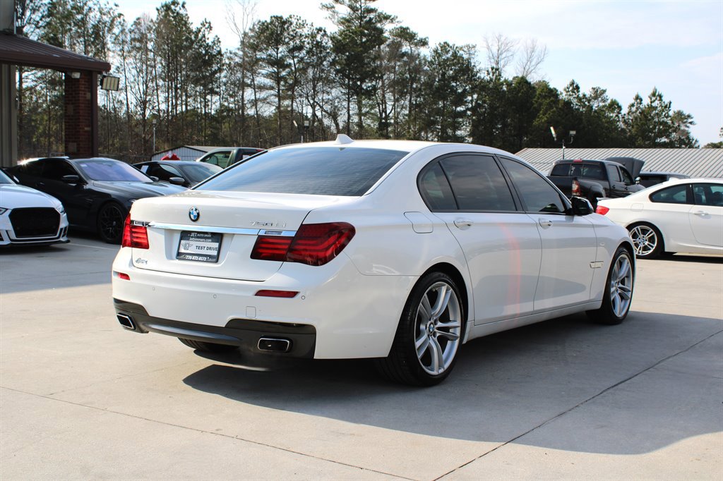 Used 2014 BMW 750Li RWD image 7