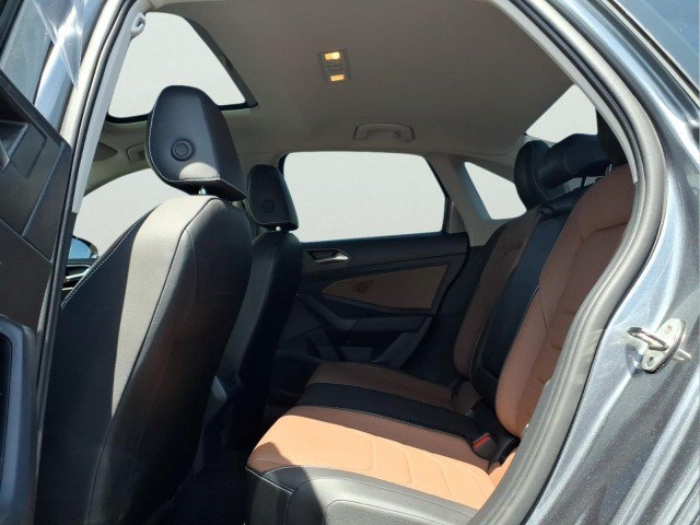 Certified 2025 Volkswagen Jetta SEL FWD image 10