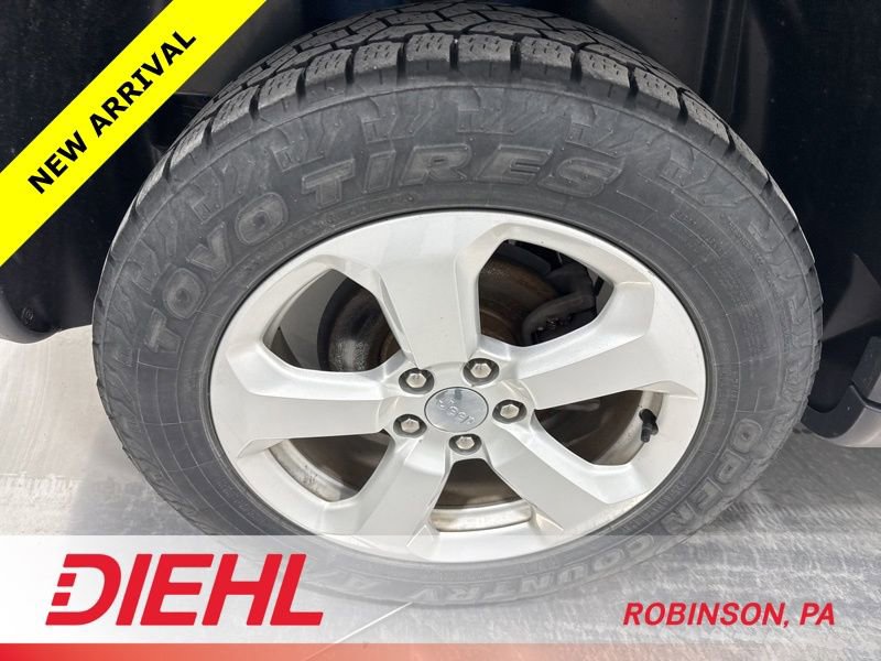 Certified 2019 Jeep Compass Latitude w/ Cold Weather Group image 8