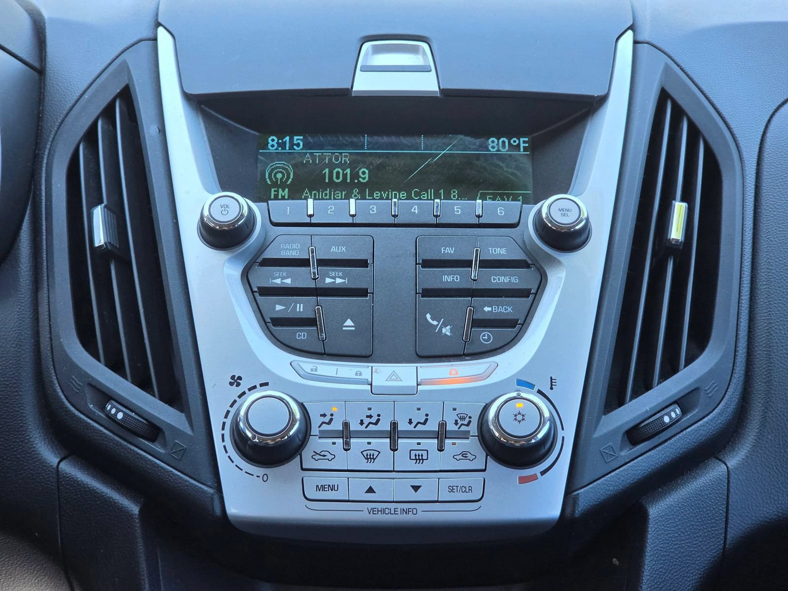 Used 2011 Chevrolet Equinox LT w/ Driver Convenience Package FWD image 10