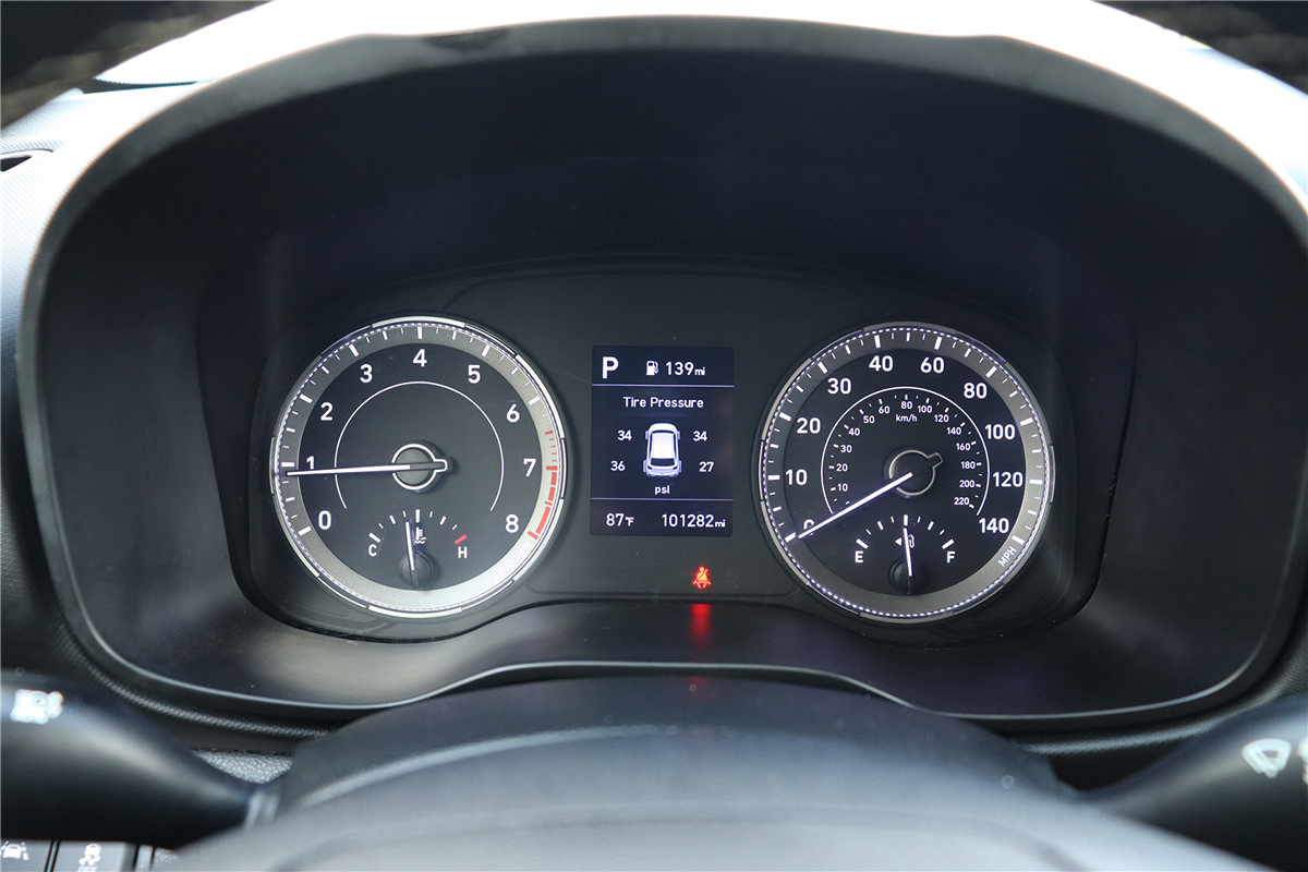 Used 2022 Hyundai Venue Limited FWD image 29