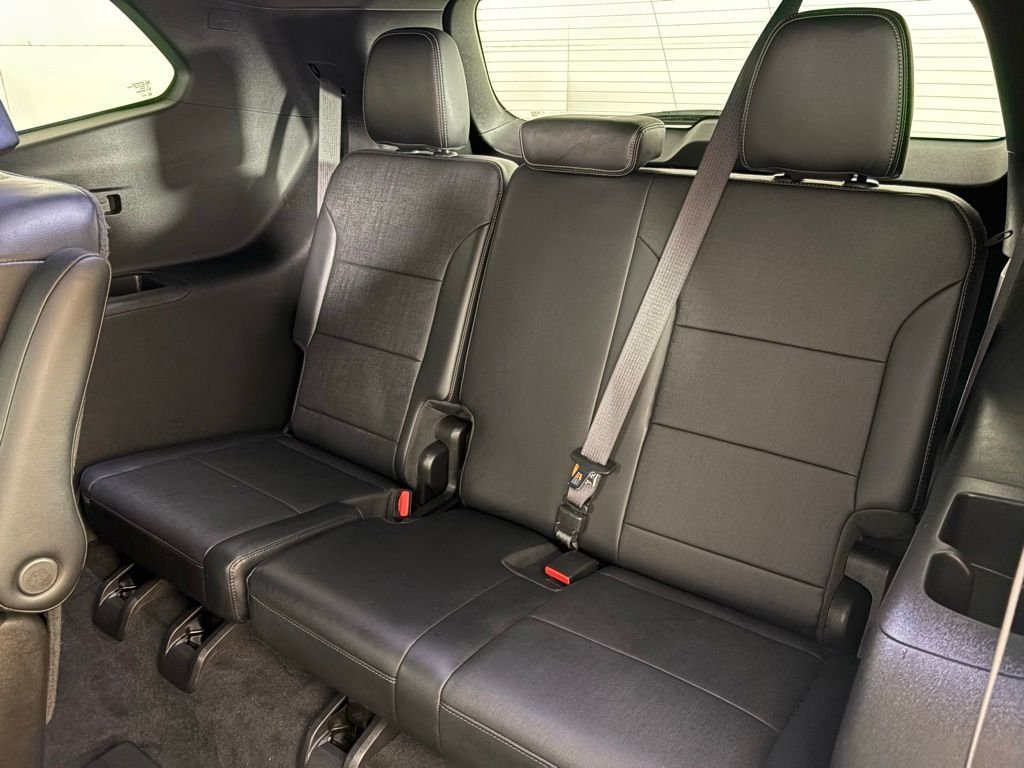 Used 2025 Buick Enclave Preferred FWD image 37