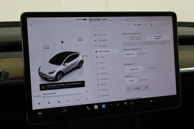 Used 2023 Tesla Model Y 2WD image 30