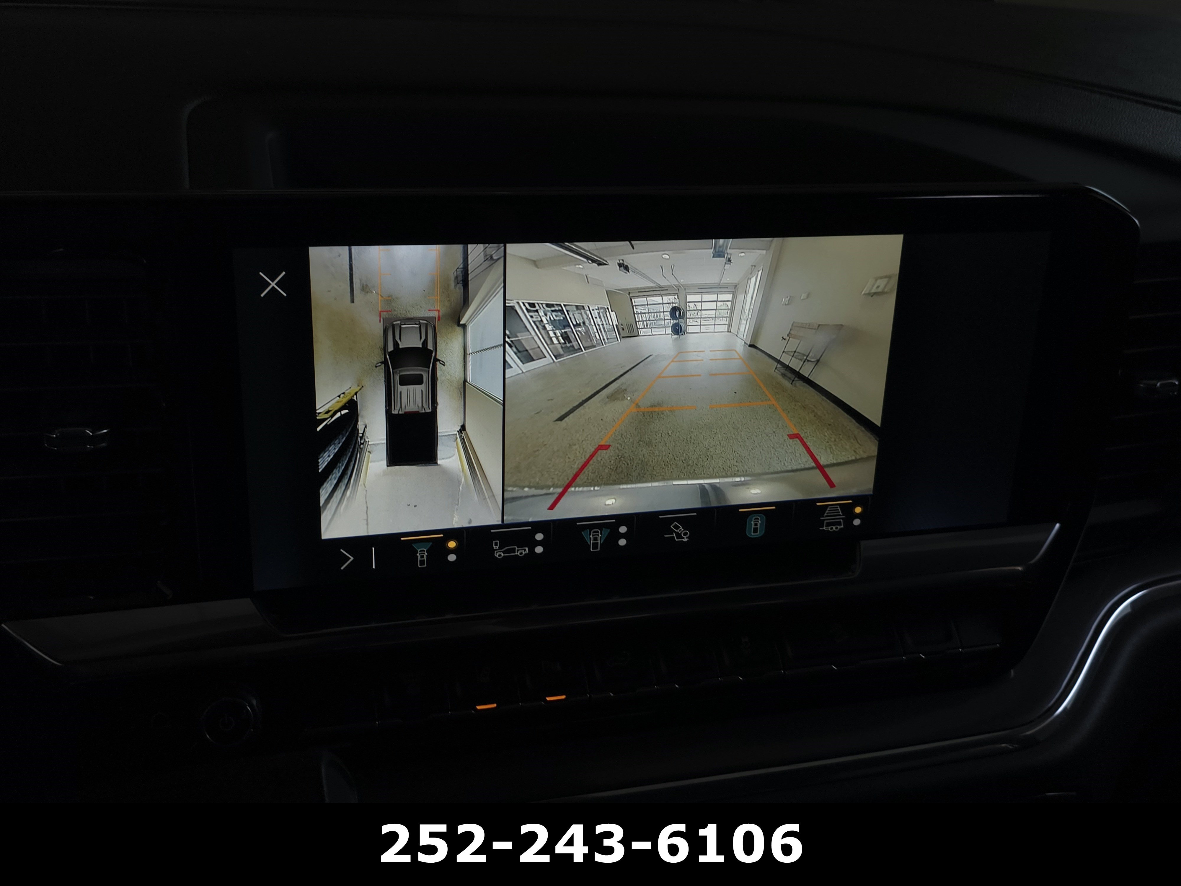 Used 2024 Chevrolet Silverado 2500 High Country w/ Technology Package AWD/4WD image 19
