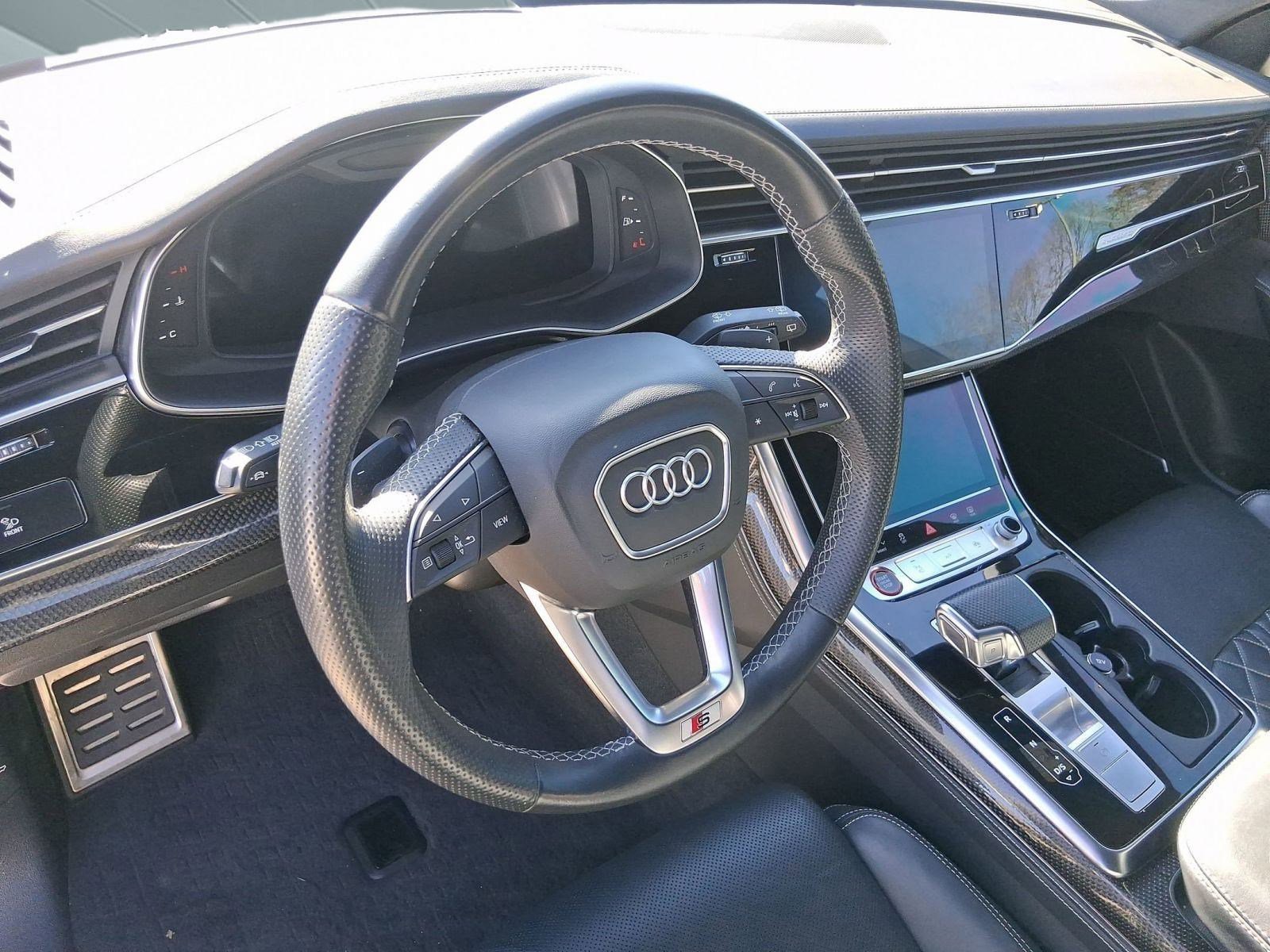 Used 2023 Audi SQ8 Prestige w/ Prestige Package image 3